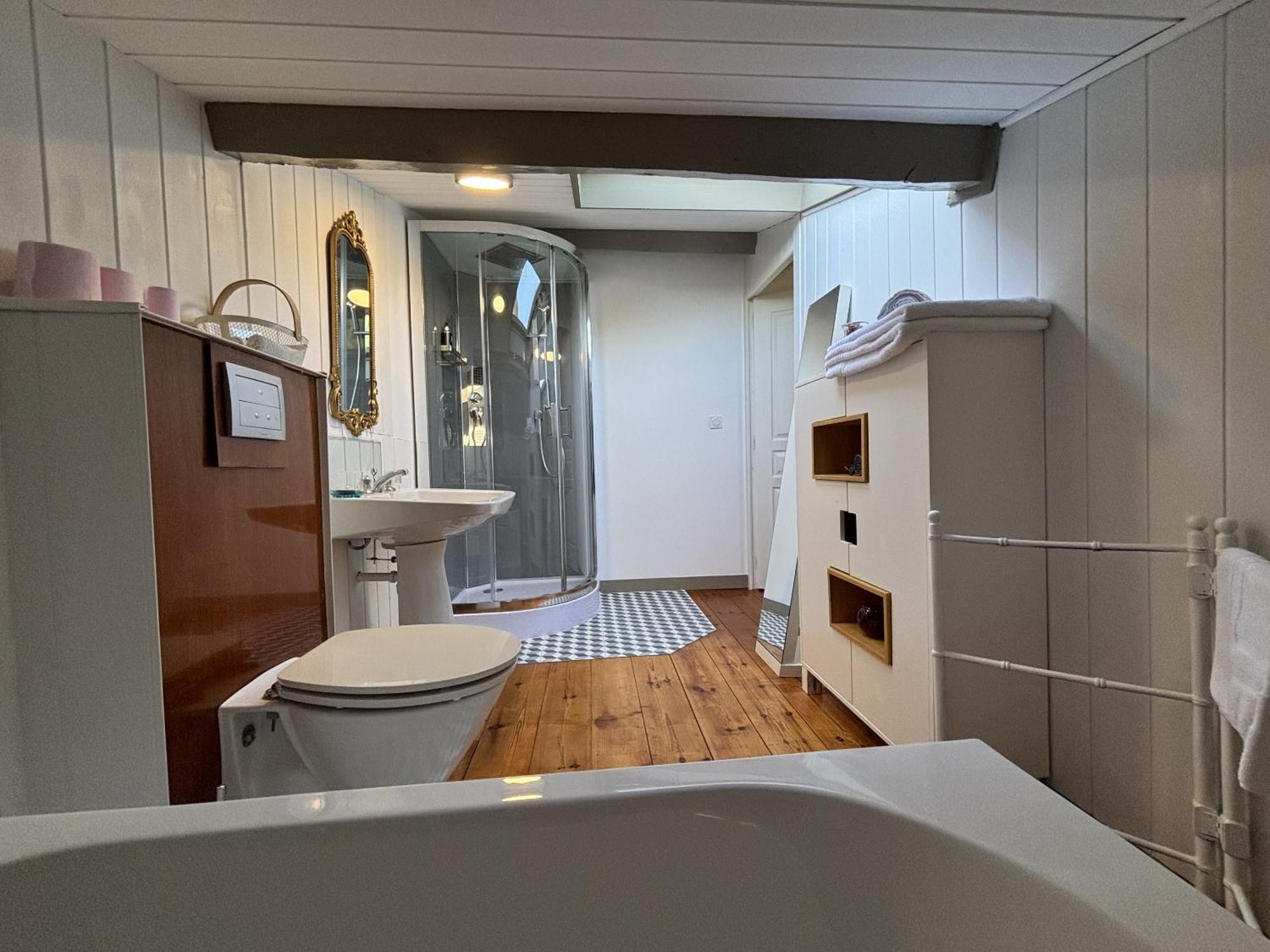 Maison Jeroboam Saint-Estephe  Bilik gambar